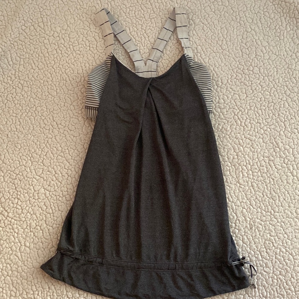 Lululemon tank